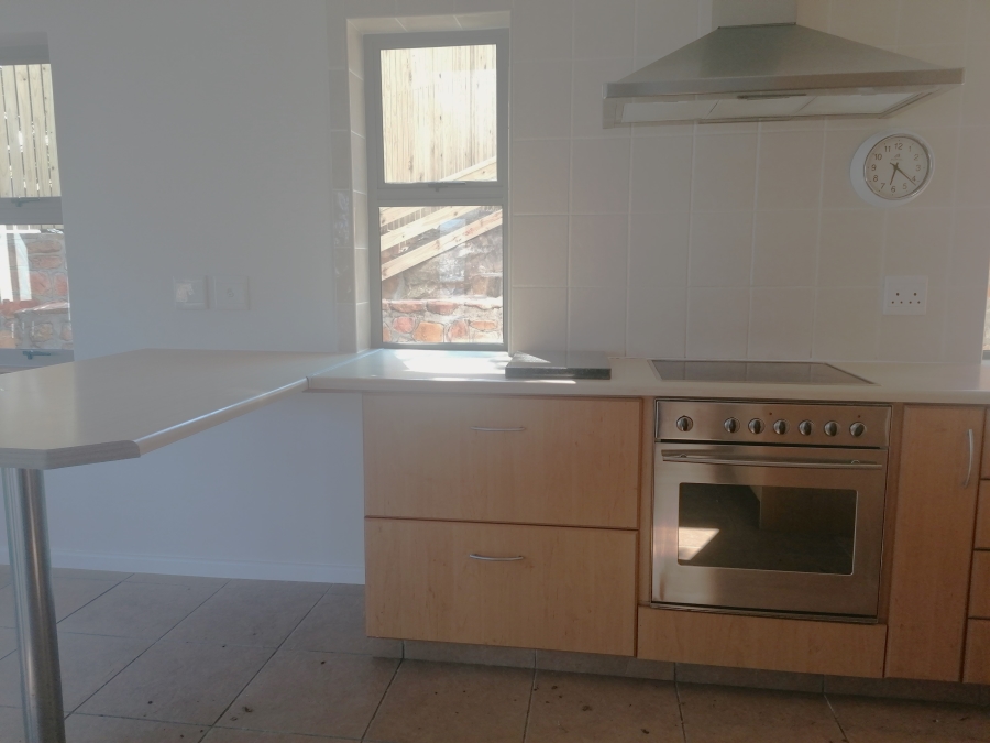 To Let 4 Bedroom Property for Rent in Glencairn Heights Western Cape